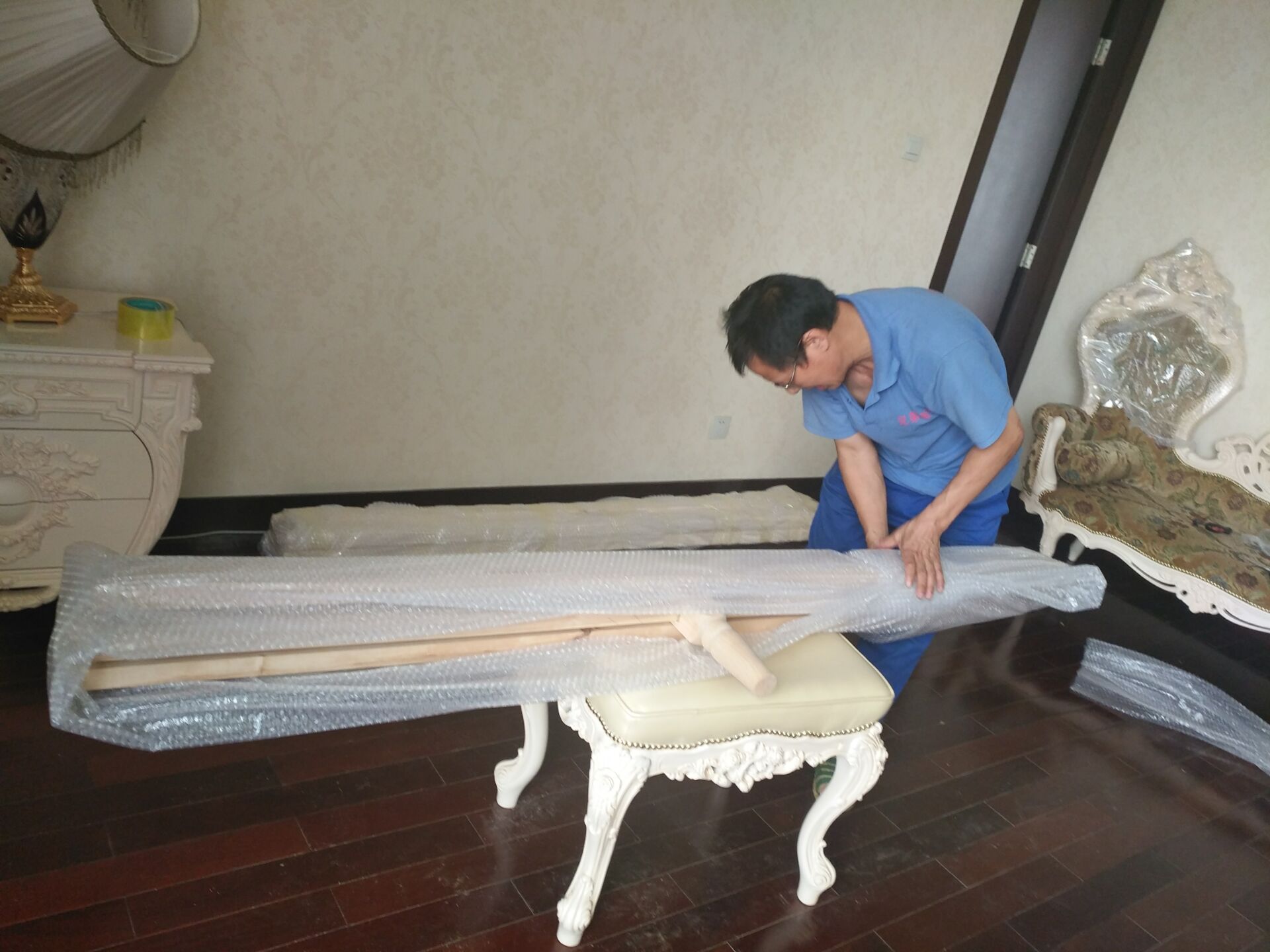 <b>北京利康喜遷搬家公司如何提升朝陽搬家公司網(wǎng)站</b>